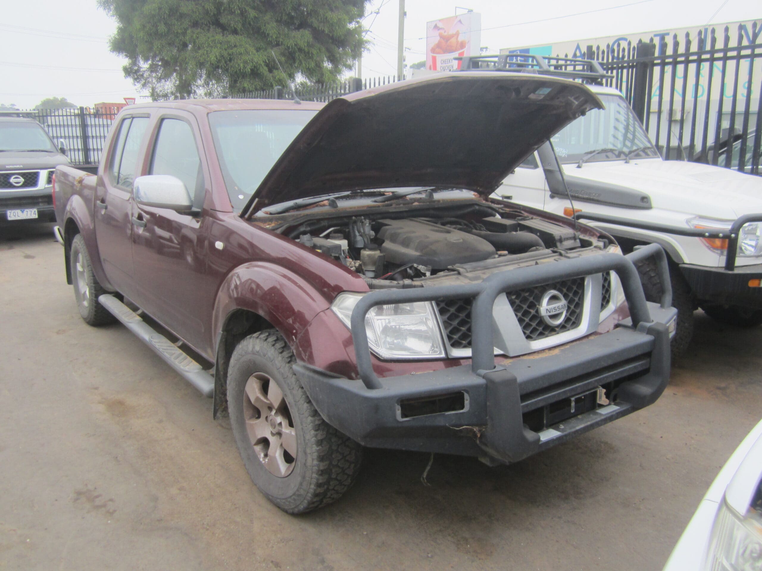 NISSAN NAVARA D40 VSK SPAIN YD25 DIESEL 2006 WRECKING