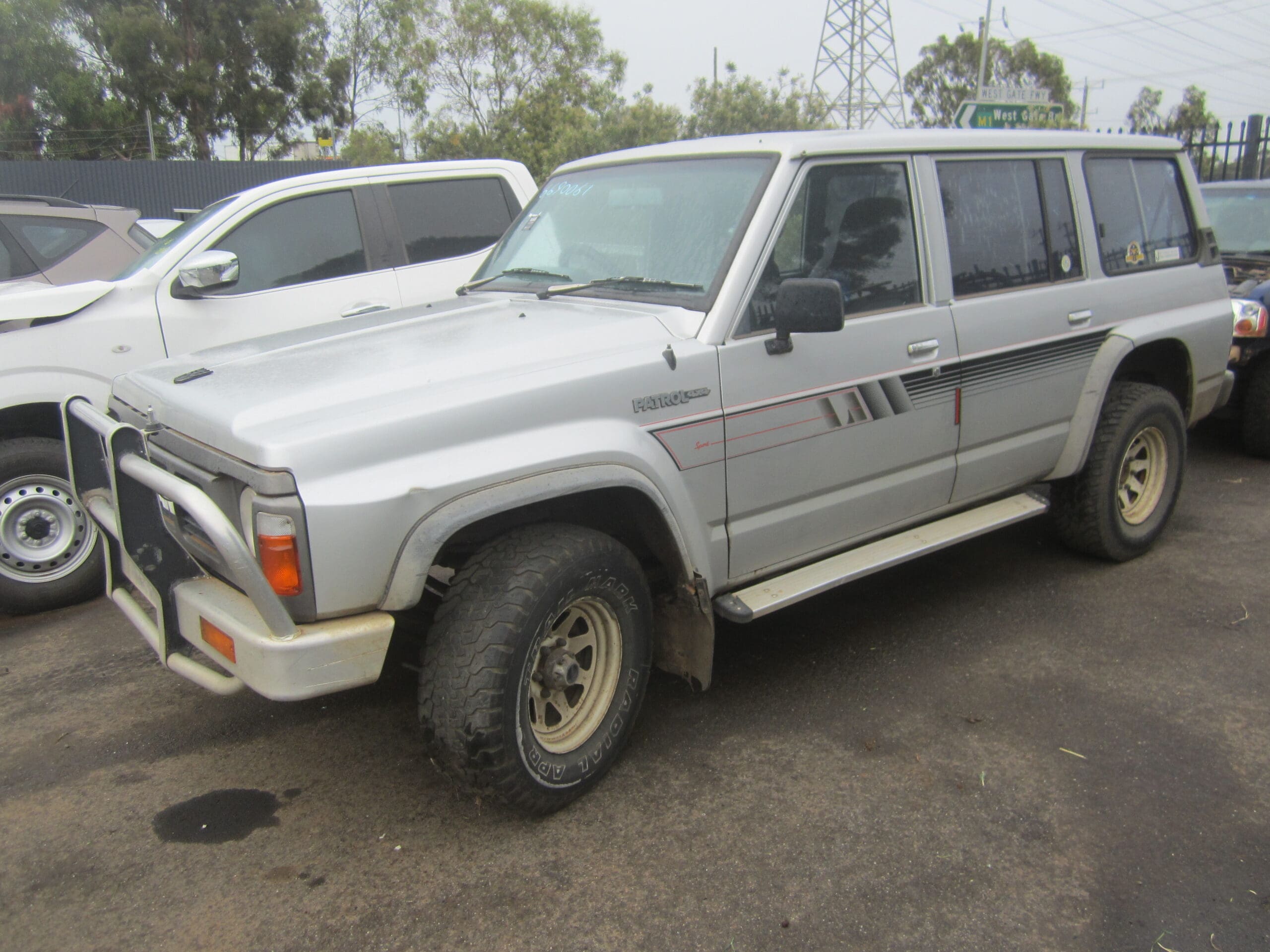 NISSAN PATROL GQ TB42 CARB SILVER WAGON 1989 WRECKING