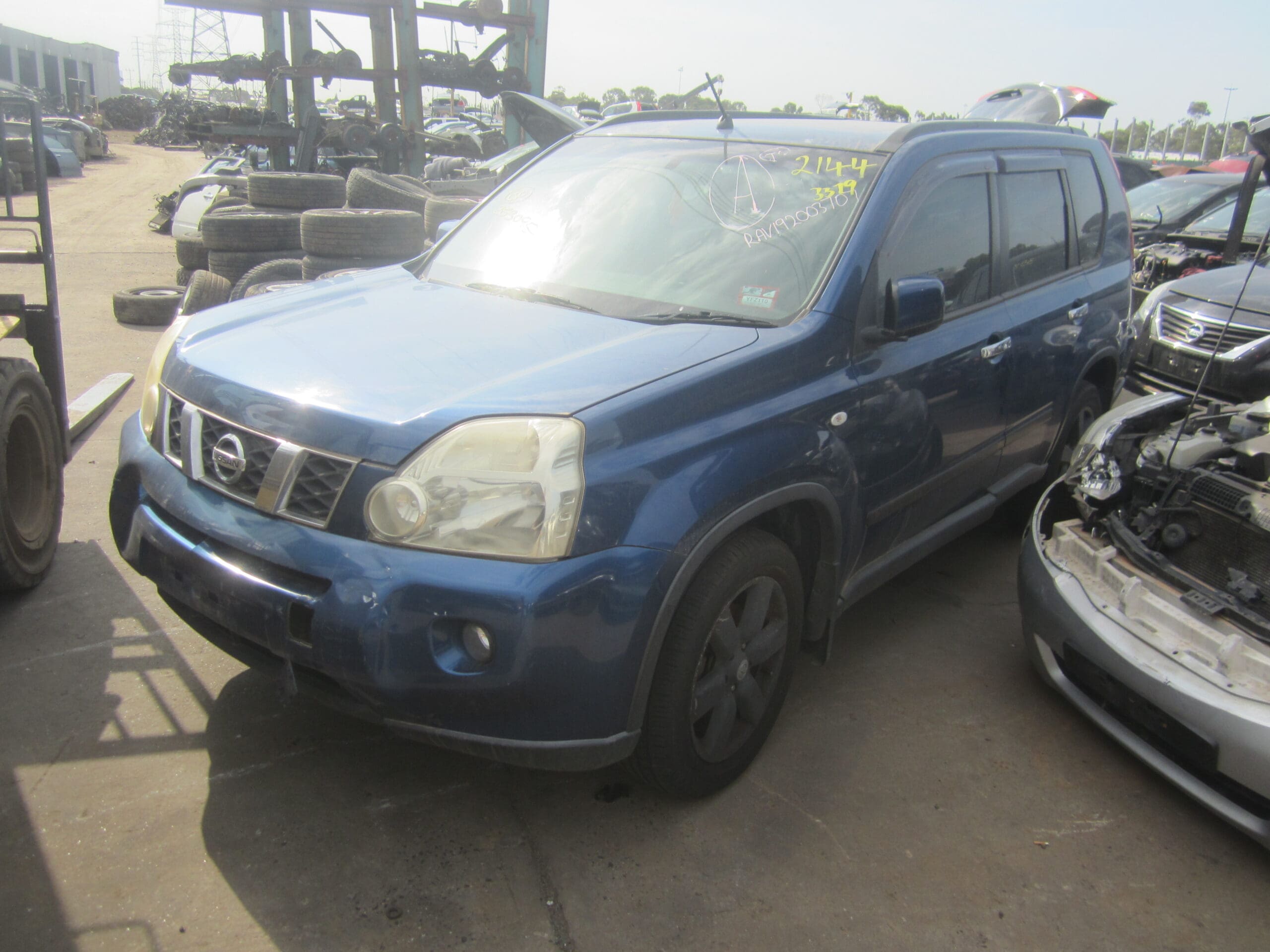 NISSAN X-TRAIL T31 QR25 4X4 BLUE 2008 WRECKING
