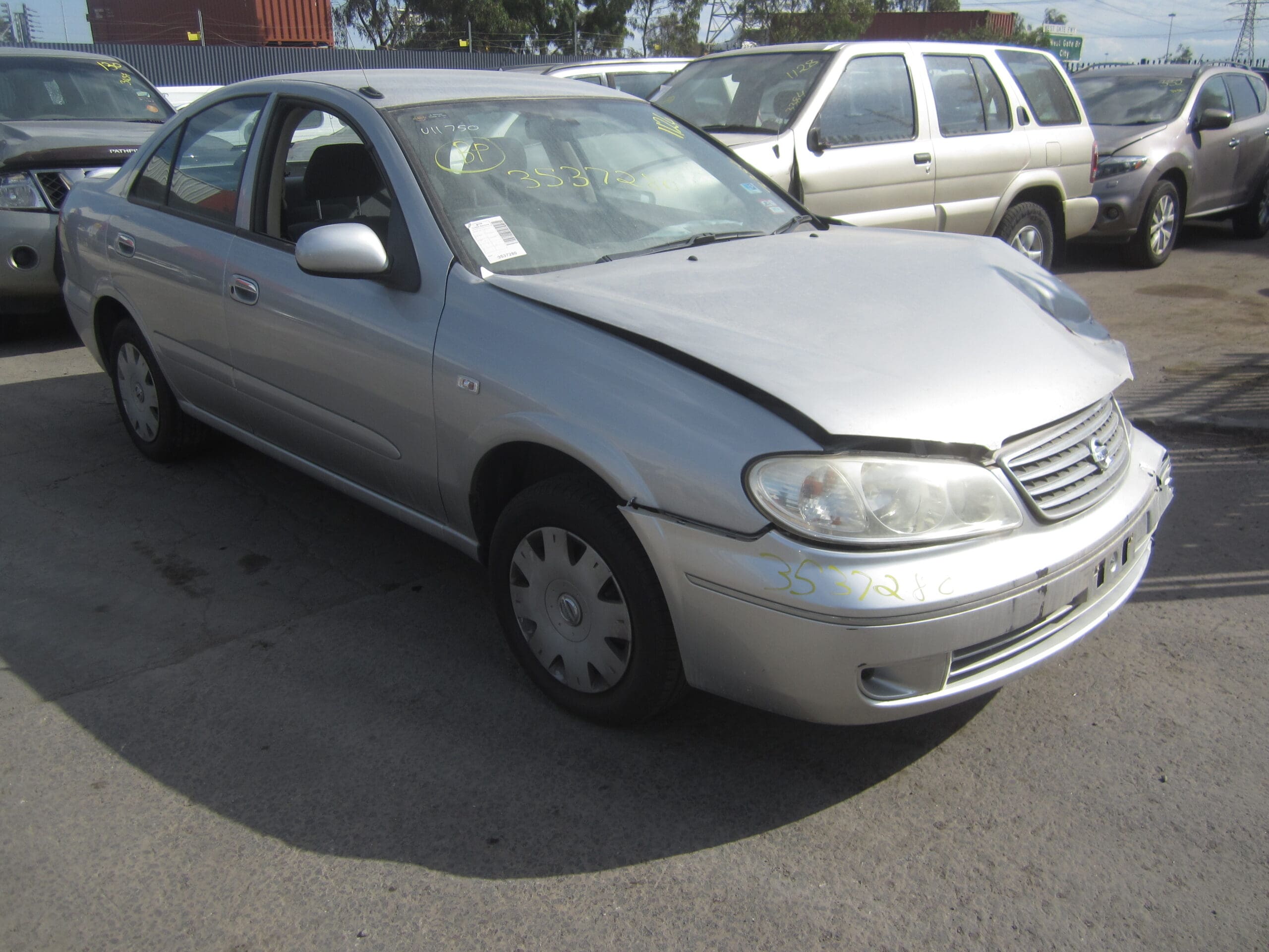 NISSAN PULSAR N16 SEDAN 1.8L SILVER 2004 WRECKING