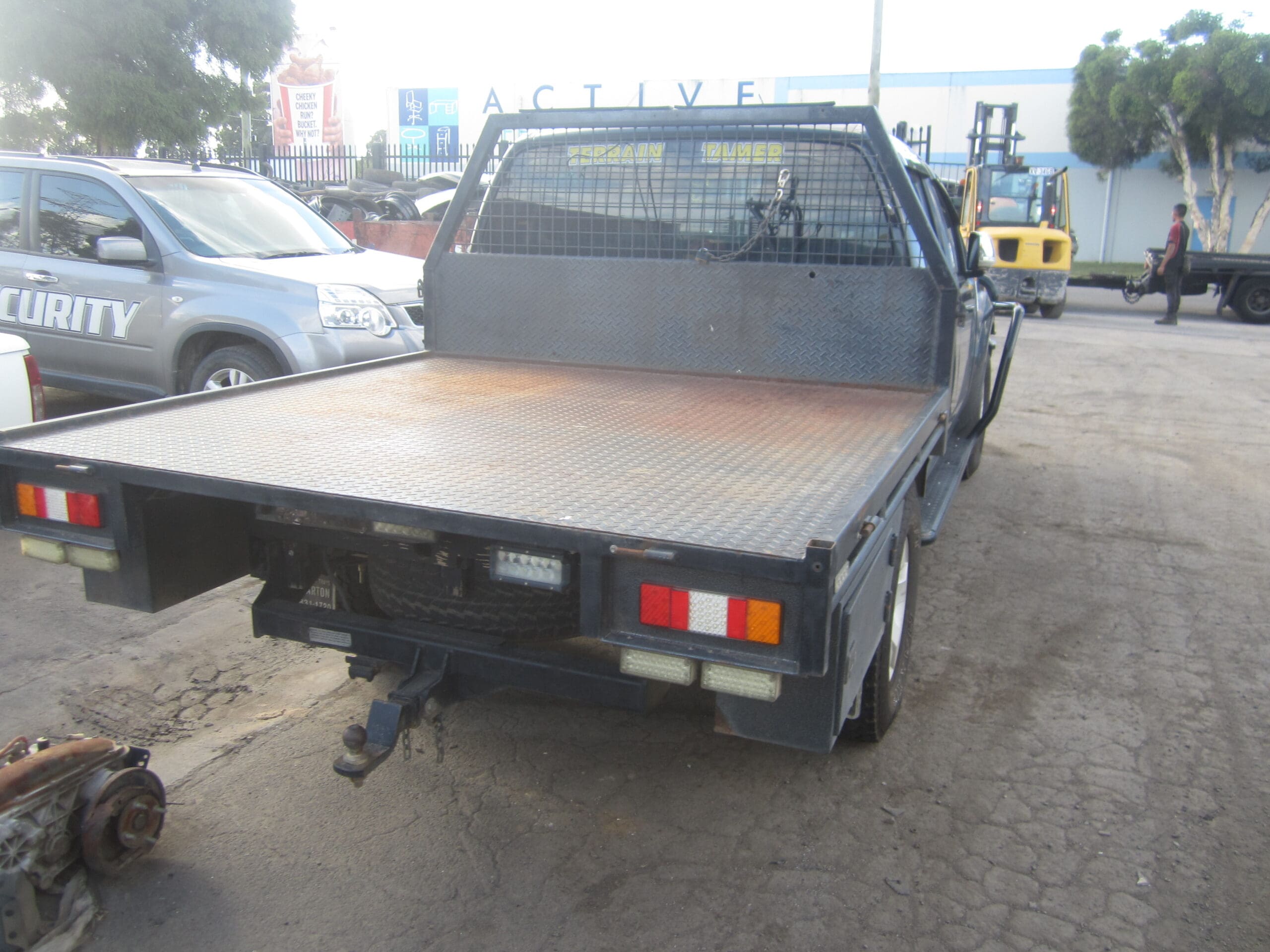 NISSAN NAVARA D40 VSK SPAIN YD25 DIESEL 2008 WRECKING
