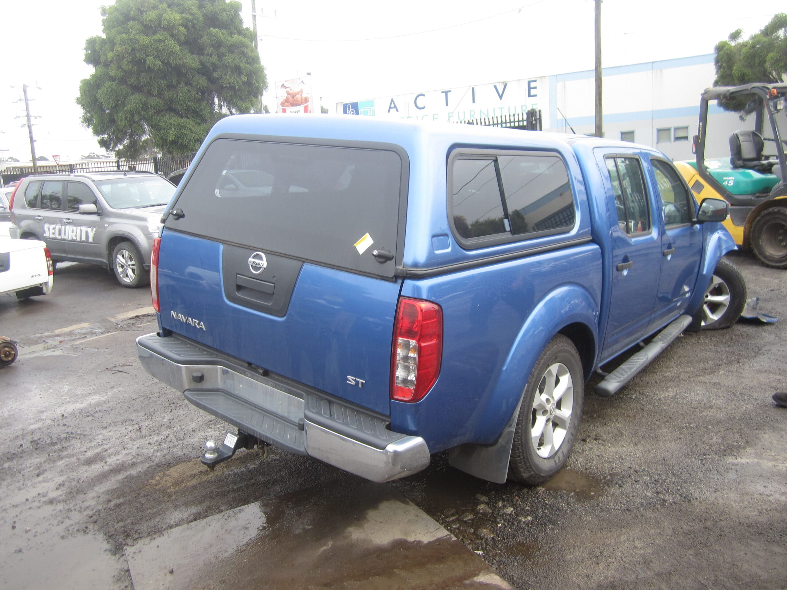 NISSAN NAVARA D40 VSK YD25 DIESEL BLUE CANOPY 2012 WRECKING