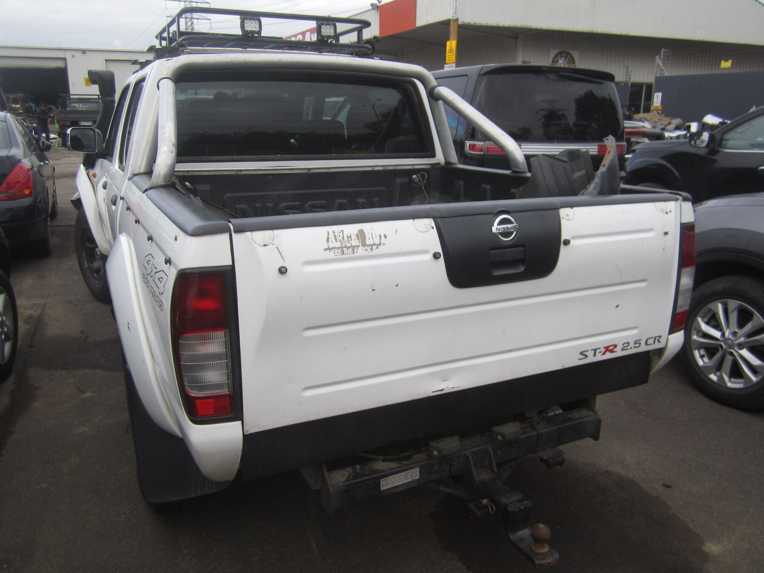 NISSAN NAVARA D22 ST-R DUALCAB YD25 DIESEL 2008 WRECKING