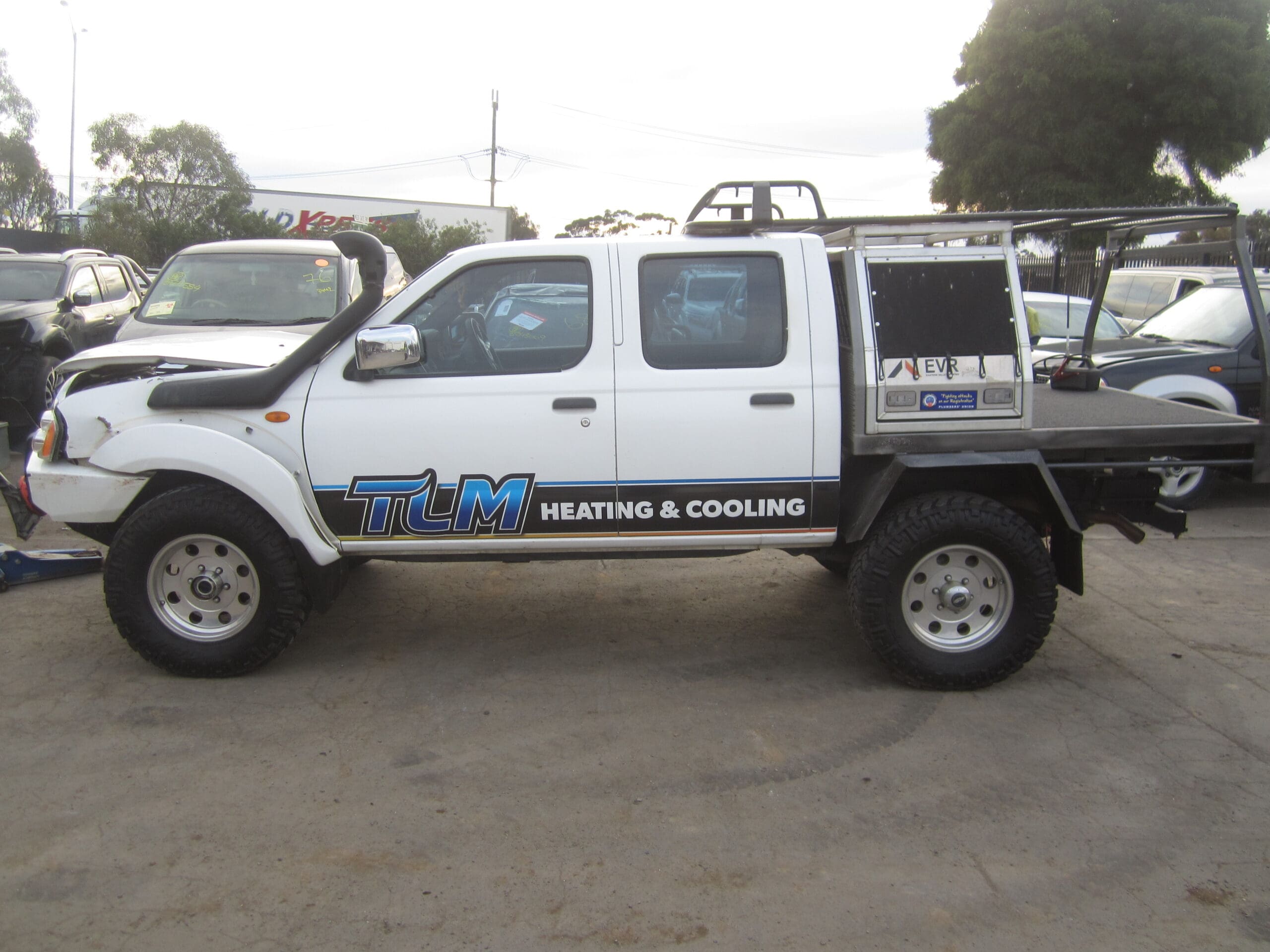 NISSAN NAVARA D22 ST-R ZD30 DIESEL WHITE 2006 WRECKING