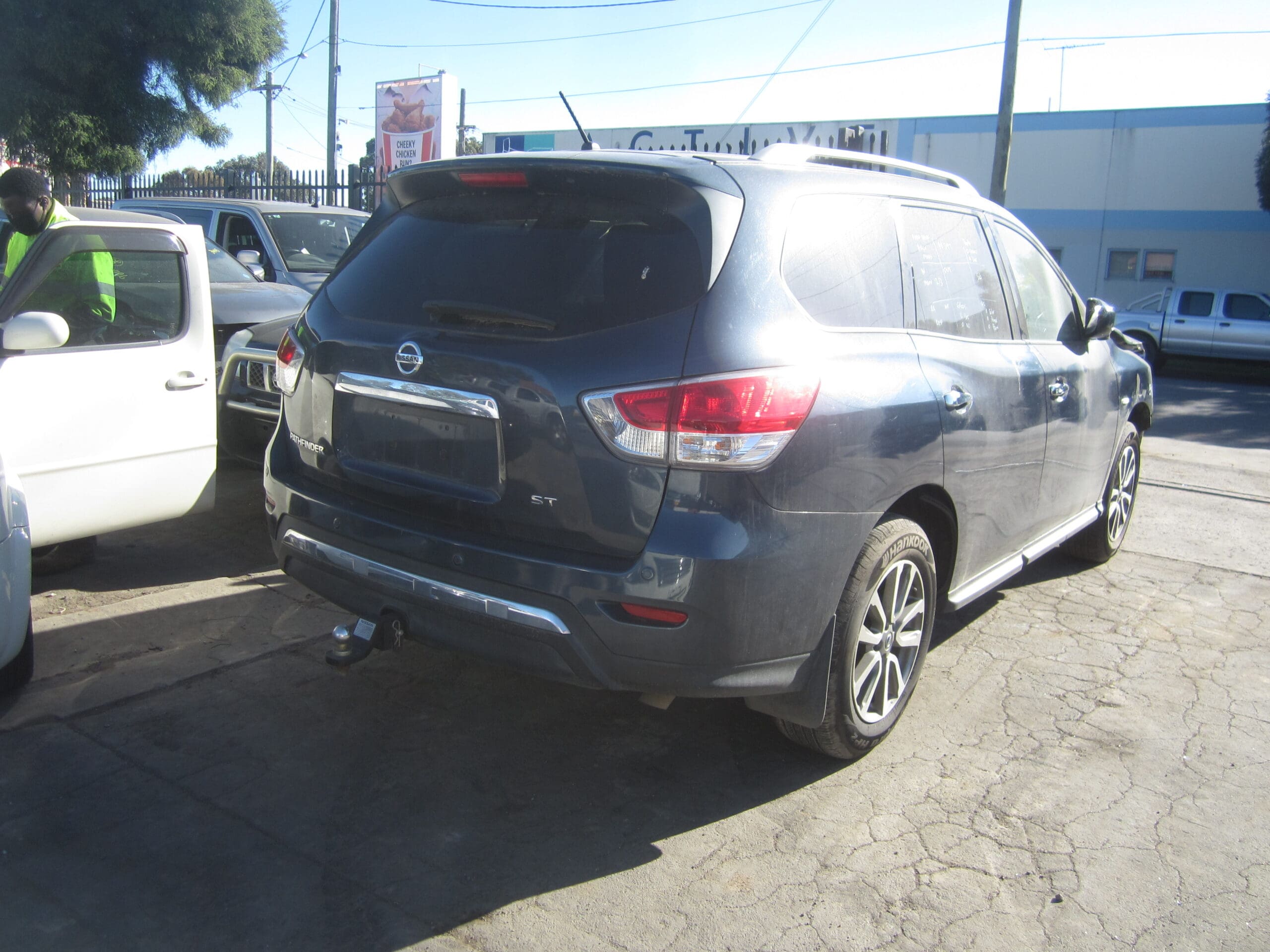 NISSAN PATHFINDER R52 ST VQ35 DARK BLUE 2015 WRECKING