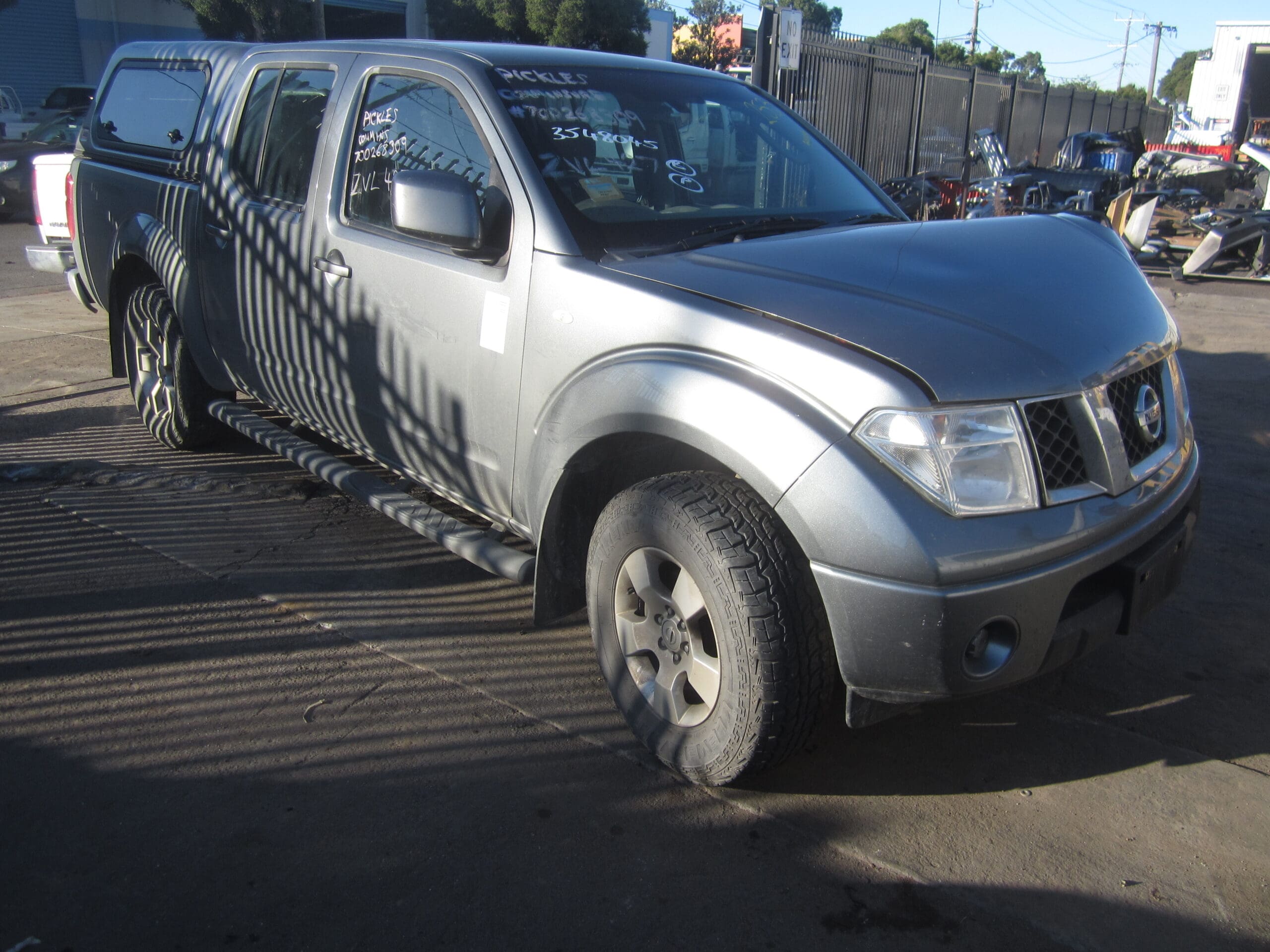 NISSAN NAVARA D40 MNT THAI YD25 DIESEL GREY 2009 WRECKING