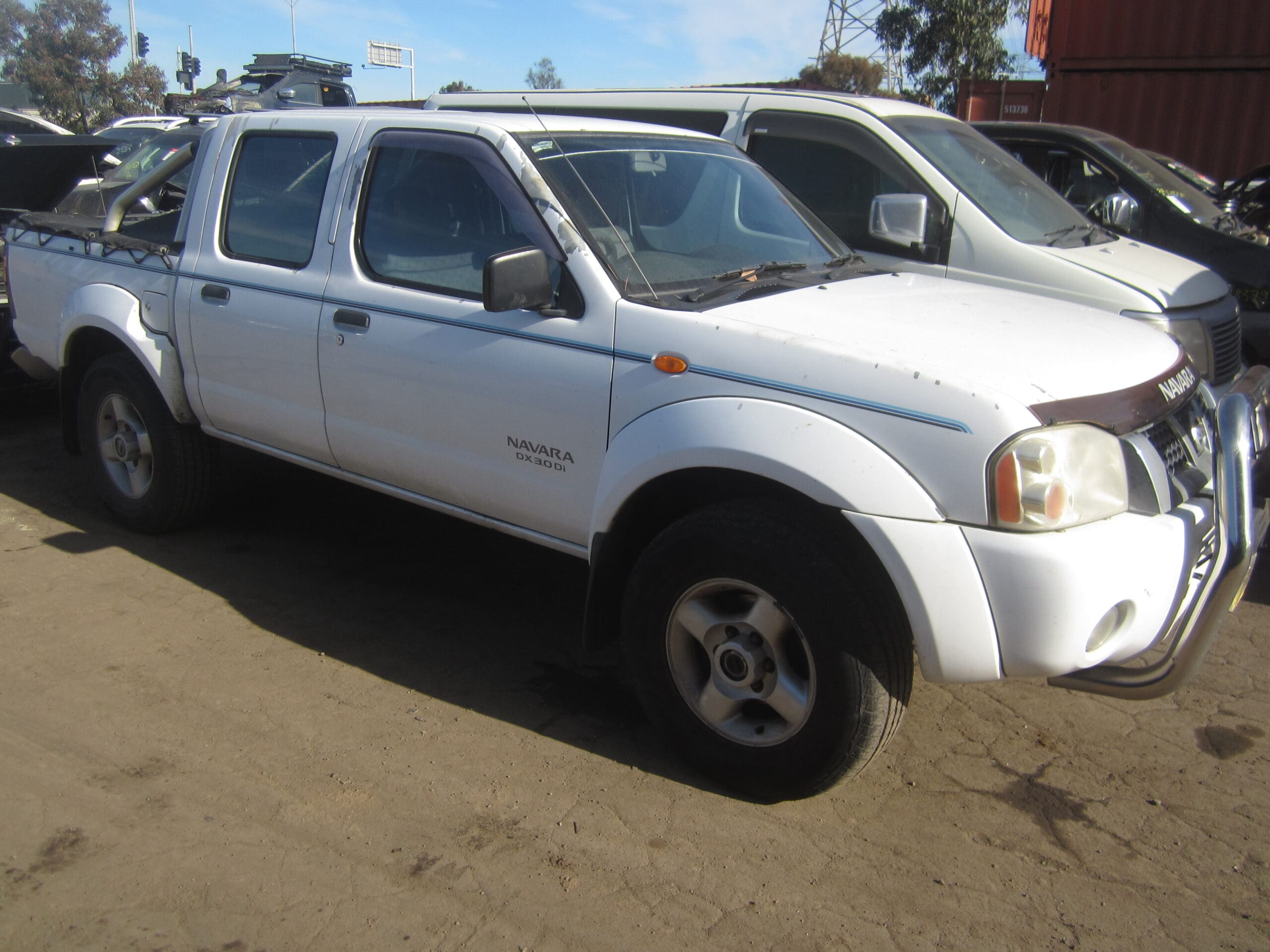NISSAN NAVARA D22 ZD30 DX 4X4 WHITE 2004 WRECKING