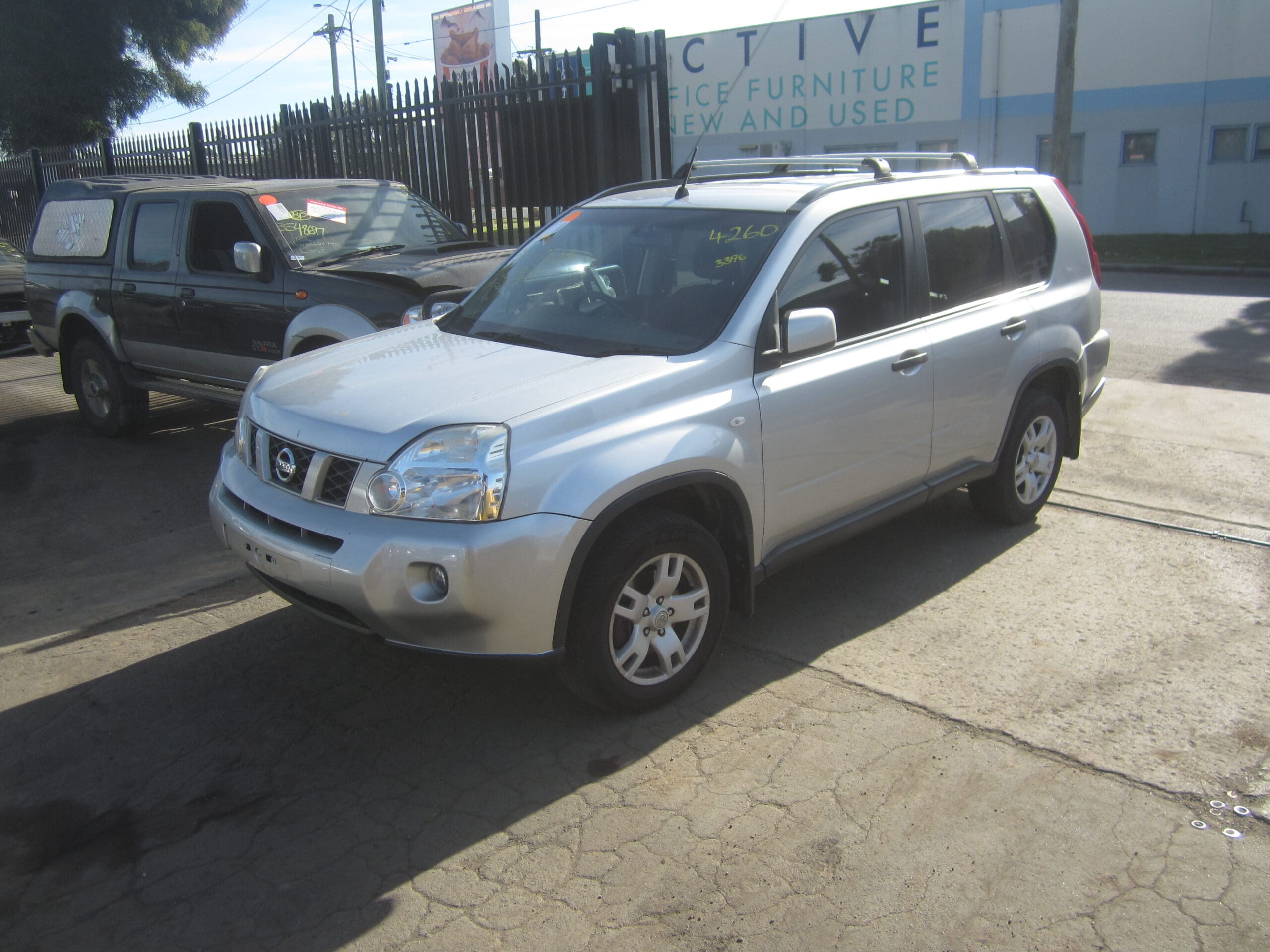 NISSAN X-TRAIL T31 SERIES 1 SILVER 2009 WRECKING