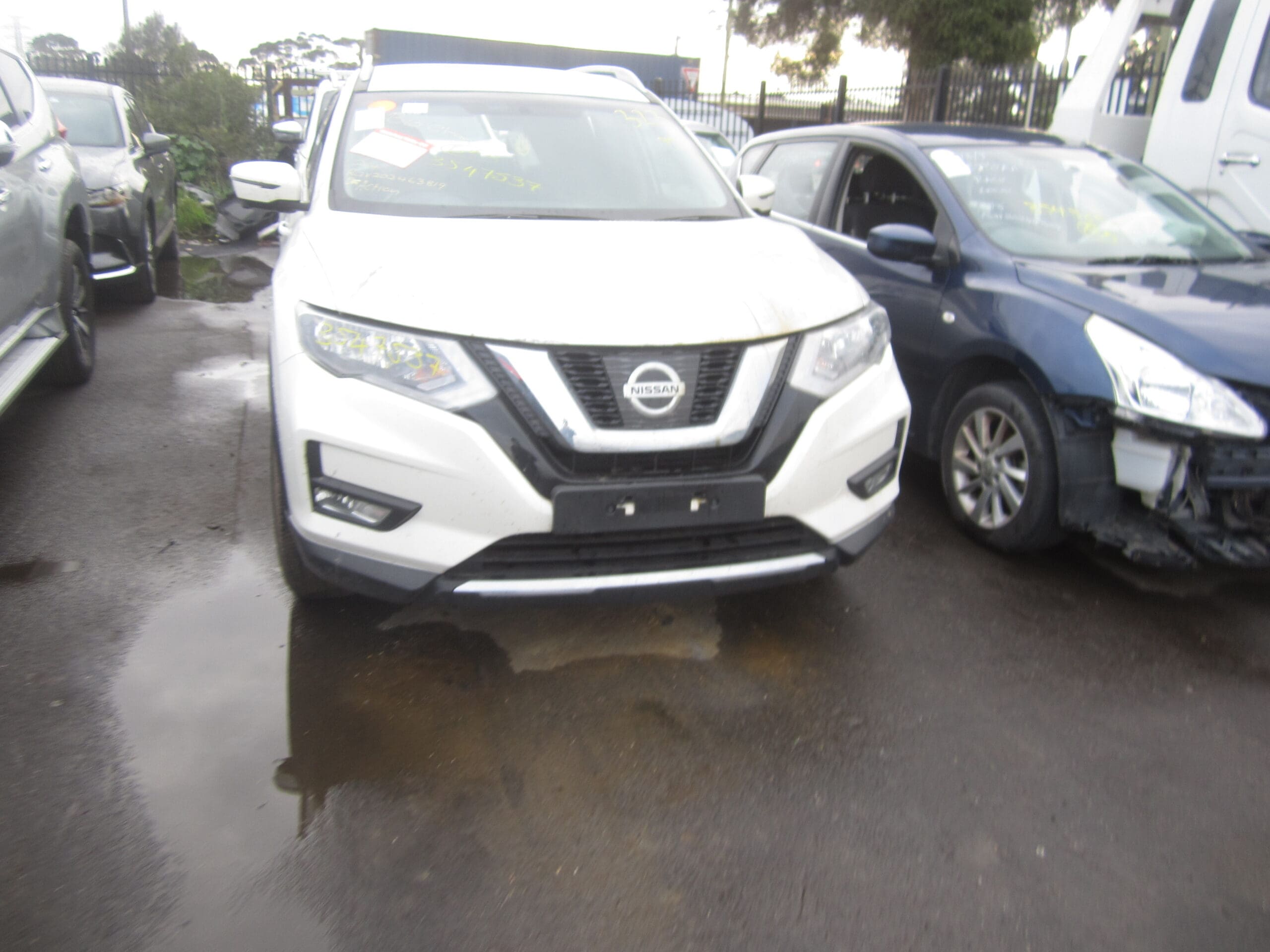 NISSAN X-TRAIL T32 ST-L SERIES 2 QR25 WHITE 2018 WRECKING