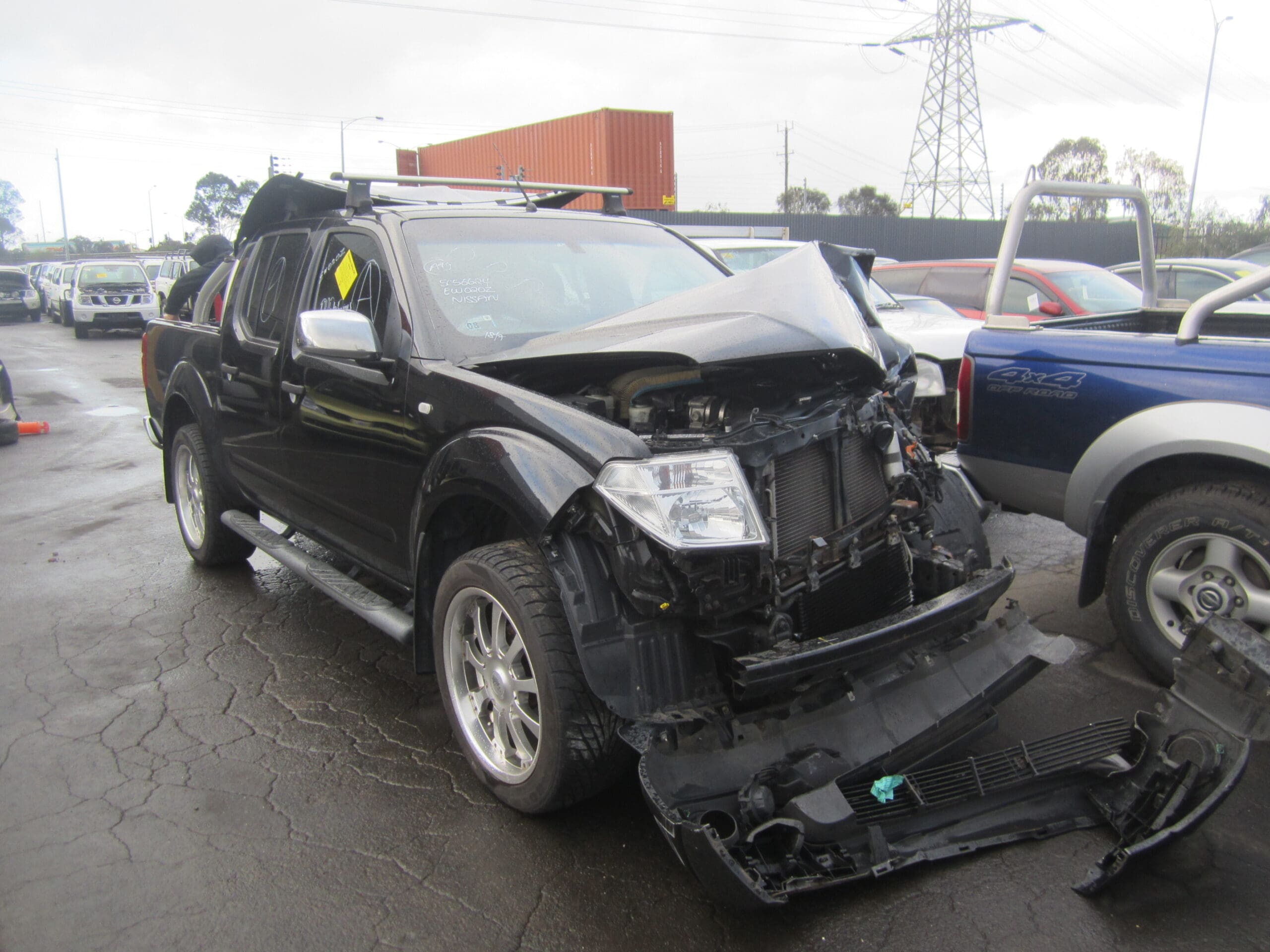 *** WRECKING NISSAN NAVARA D40 VSK VQ40 MAN V.6 PET***