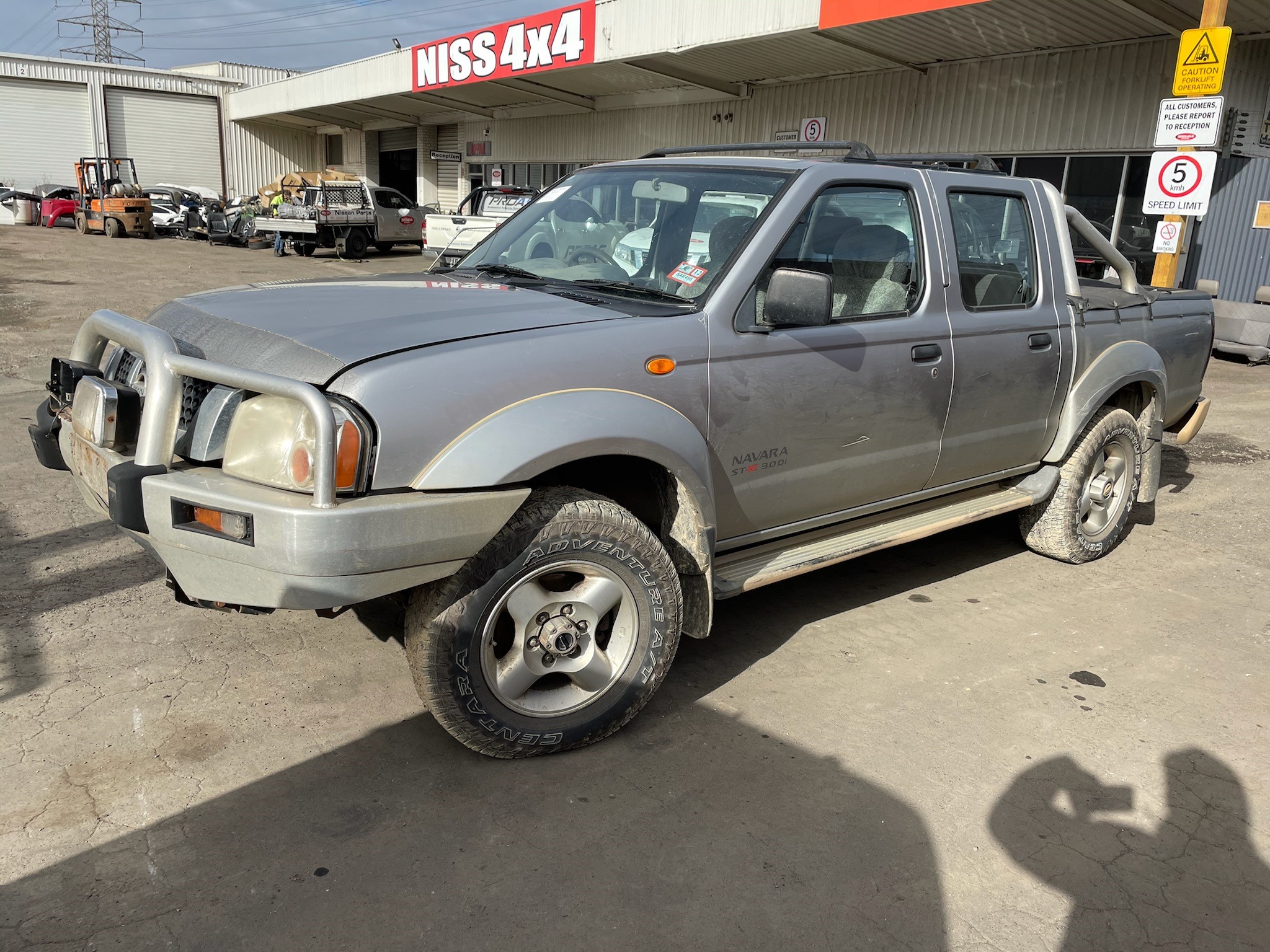 NISSAN NAVARA D22 ST-R ZD30 DUALCAB SILVER 2006 WRECKING