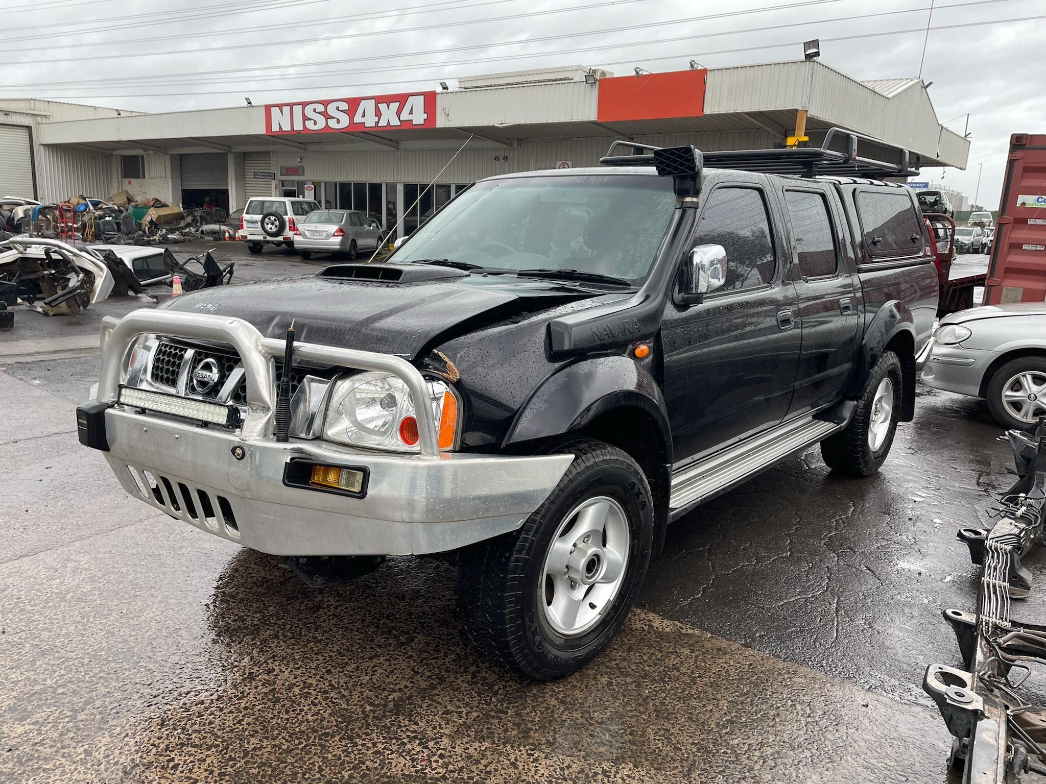 NISSAN NAVARA D22 ST-R YD25 DIESEL BLACK 2012 WRECKING