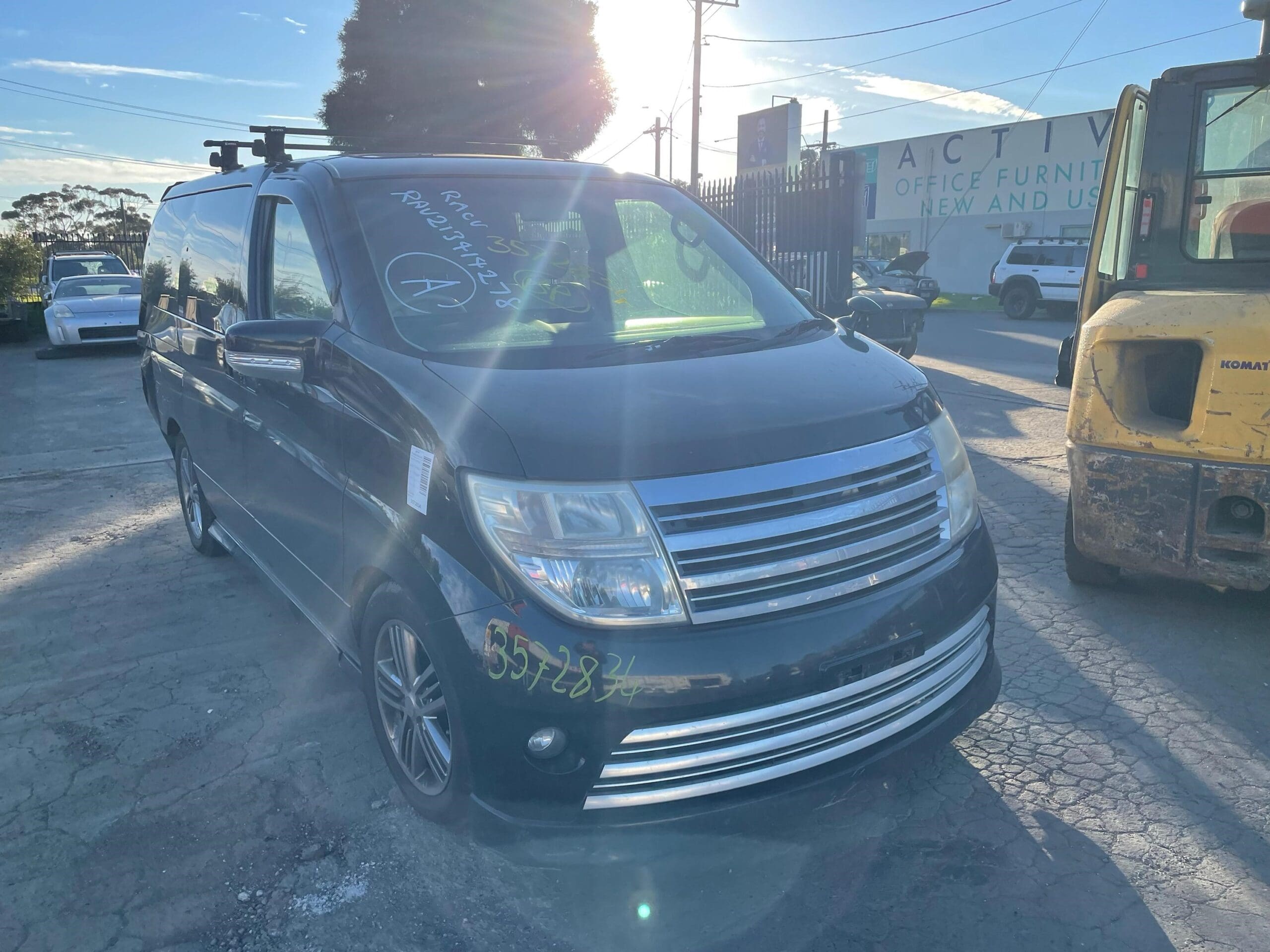 NISSAN ELGRAND E51 VQ35 AUTO BLACK 2006 WRECKING