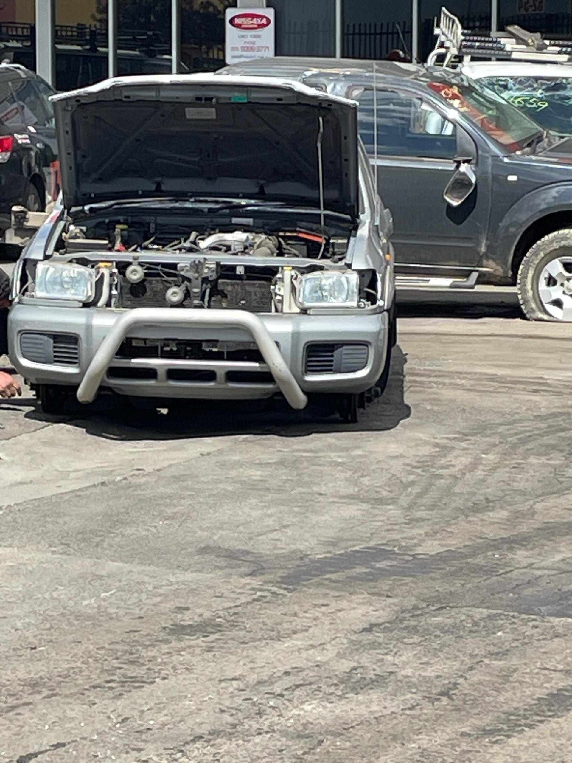 NISSAN PATHFINDER R50 VG33 V6 4X4 NUDGEBAR WRECKING