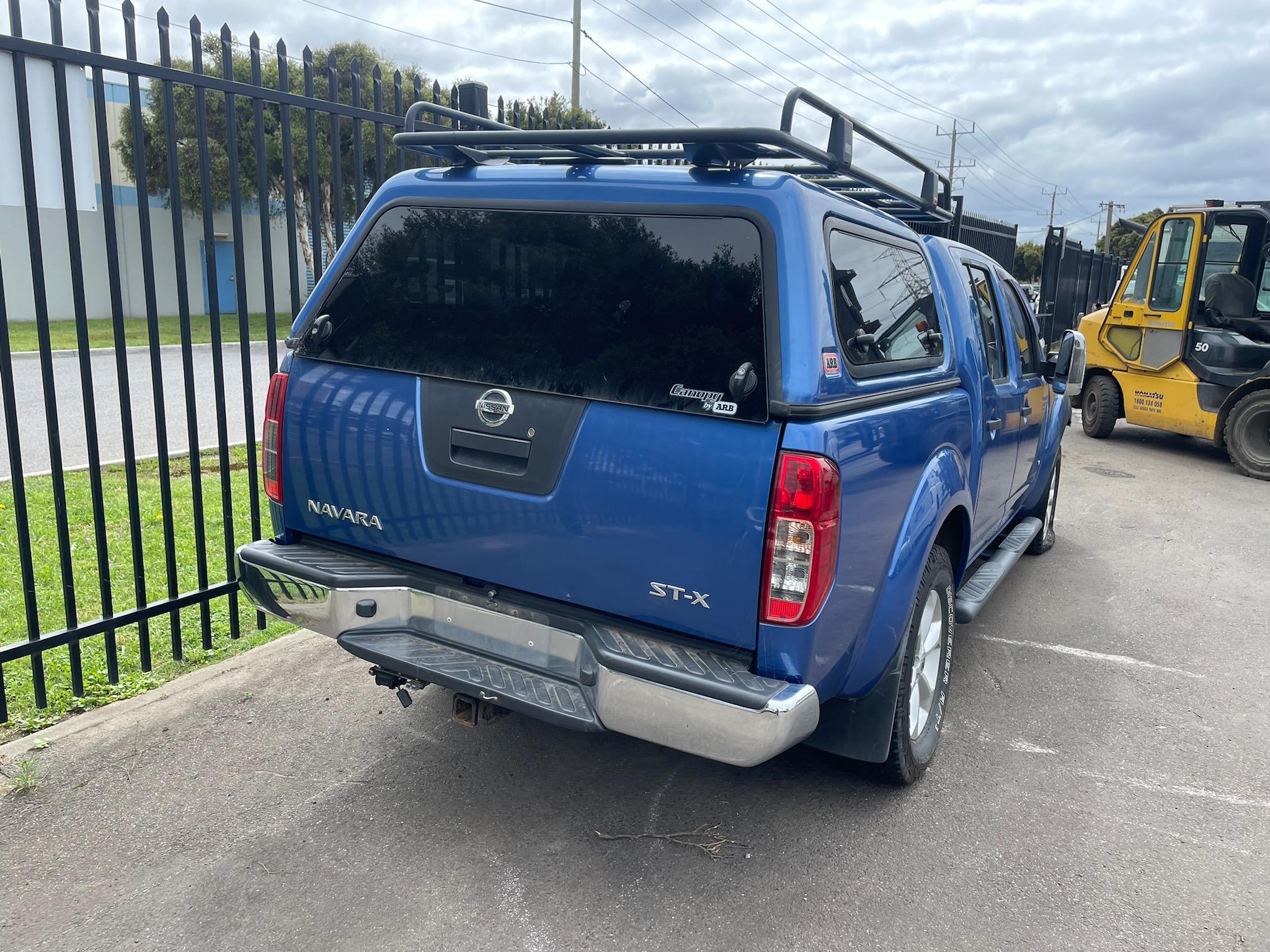 NISSAN NAVARA D40 VSK SPAIN ST-X V6 PETROL BLUE ARB CANOPY WRECKING