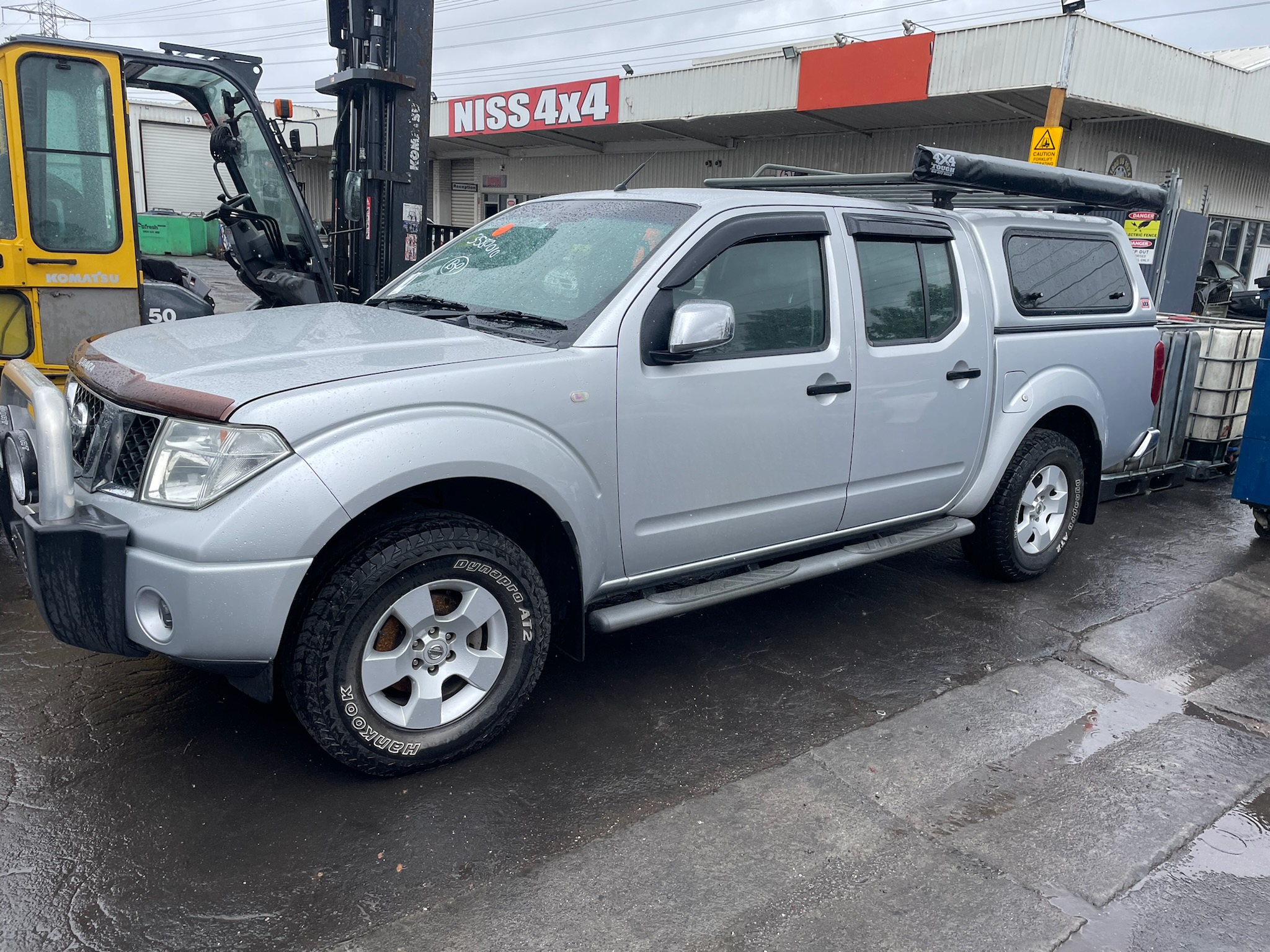 NISSAN NAVARA D40 VSK DIESEL SILVER CANOPY 2008 WRECKING