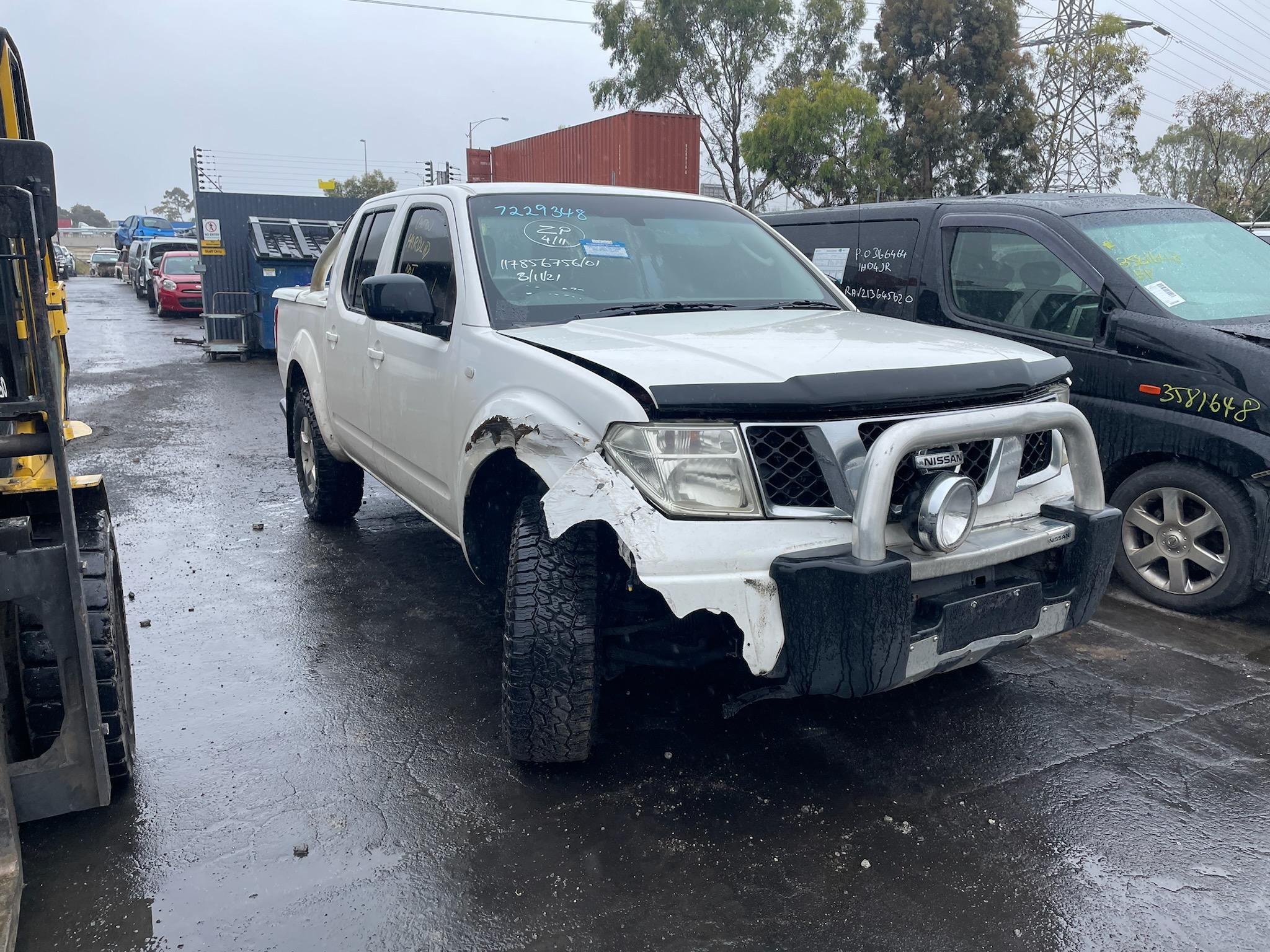 NISSAN NAVARA D40 MNT DUALCAB YD25 DIESEL WHITE 2010 WRECKING