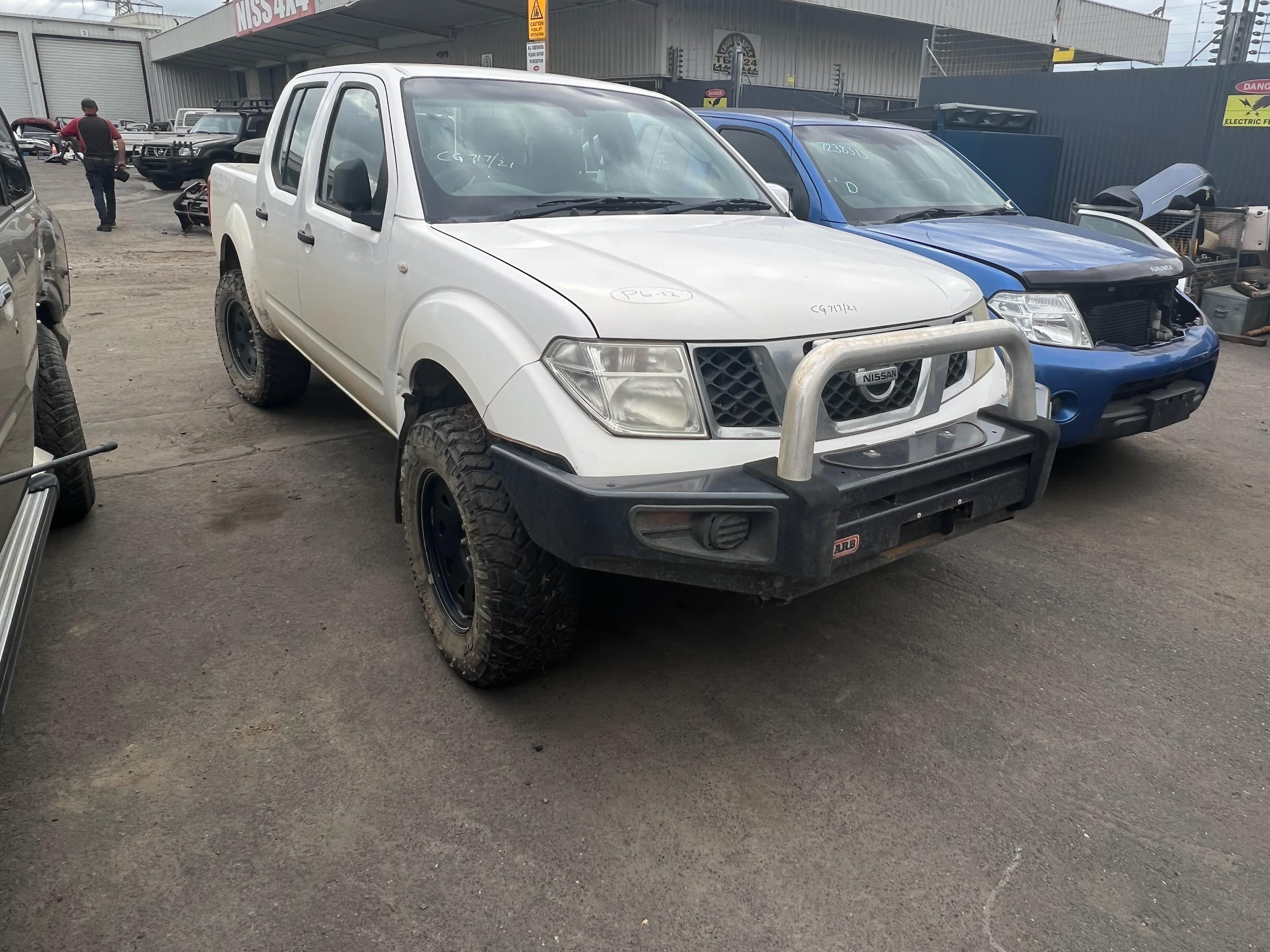 NISSAN NAVARA D40 MNT YD25 DIESEL WHITE 2012 WRECKING