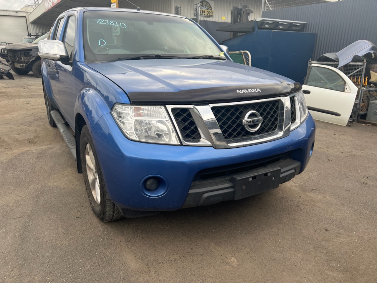 NISSAN NAVARA D40 VSK SPAIN YD25 DIESEL BLUE 2012 WRECKING