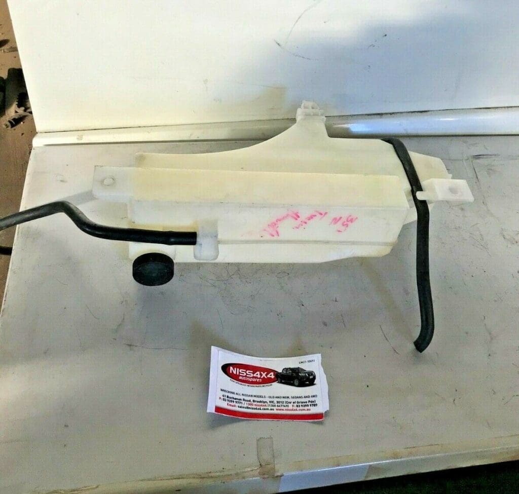 NISSAN 350Z TWIN THROTTLE OVERFLOW BOTTLE GENUINE USED 2003 - 2008