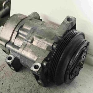 NISSAN 350Z Z33 A/C COMPRESSOR P/N 92600 CD100 GENUINE USED 2003 - 2009
