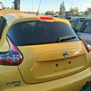 NISSAN JUKE F15 REAR WINDSHIELD GLASS GENUINE USED 2011 - 2019