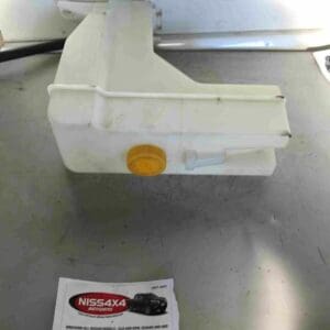 NISSAN PULSAR N16/ X-TRAIL T30 OVERFLOW BOTTLE GENUINE USED 2000 - 2007