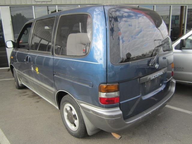 Nissan serena 1993